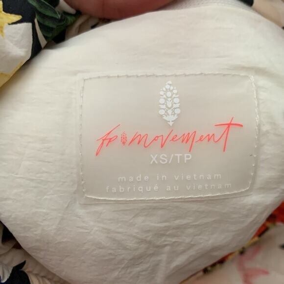 Free People Movement Pippa Floral Geometric Printed Quilted Puffer Jacket - Picture 4 of 5